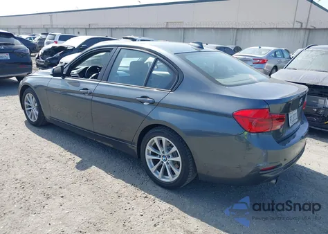 2017 BMW 320 I z USA, uszkodzony, nr VIN WBA8A9C39HK864682